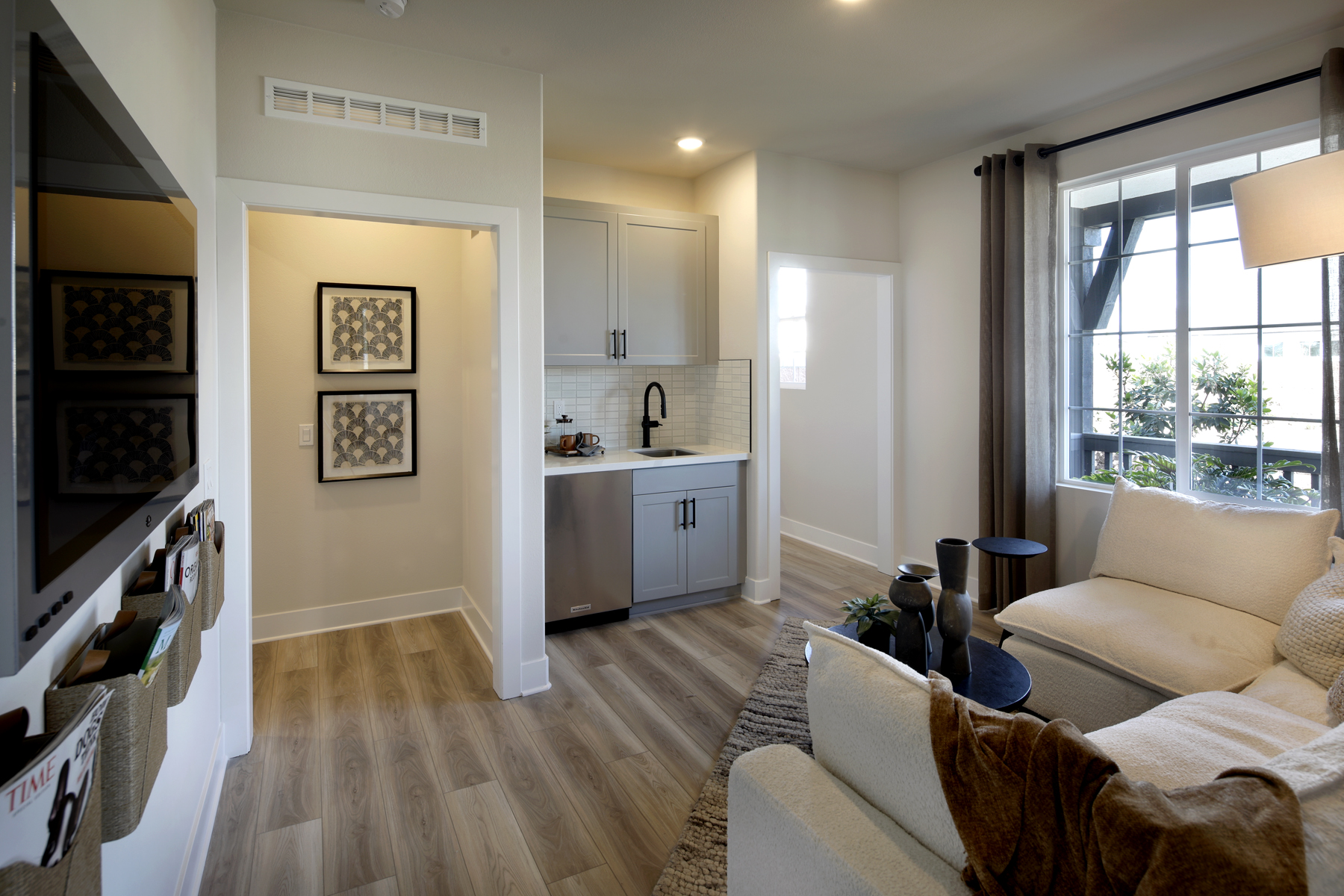 cc-heritagech-plan3-guestsuite1